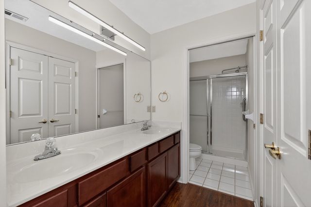 20 Parkside Drive, Florence, KY 41042