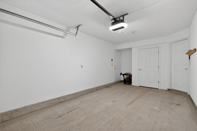 20 Parkside Drive, Florence, KY 41042