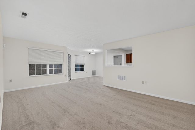 20 Parkside Drive, Florence, KY 41042