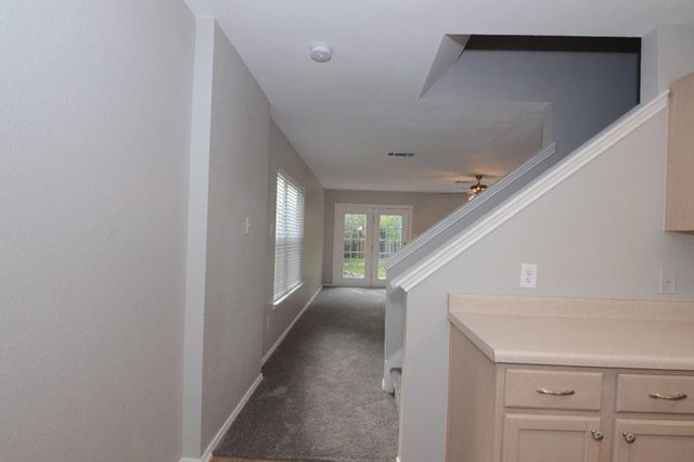 10316 Garbacz DR, Austin, TX 78748