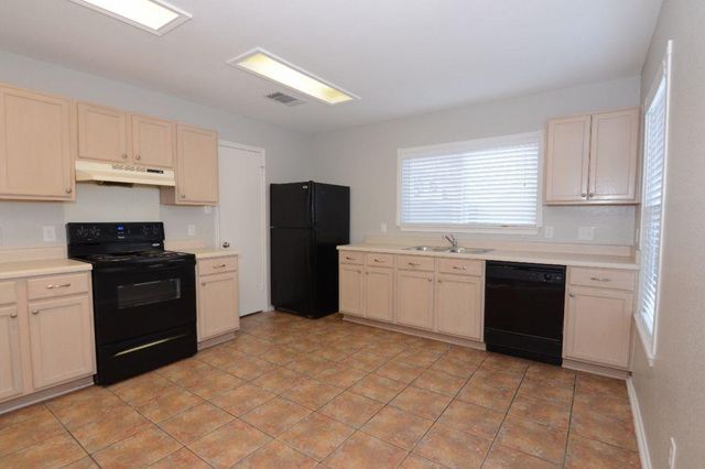 10316 Garbacz DR, Austin, TX 78748