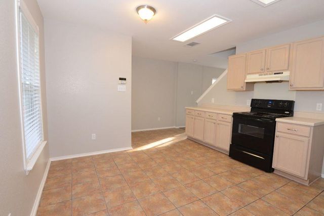 10316 Garbacz DR, Austin, TX 78748