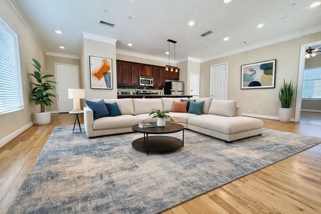 314 W Bell Street 203, Houston, TX 77019