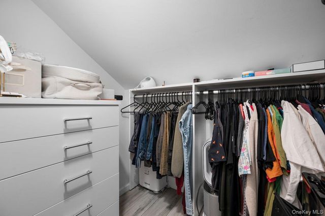 18 Congers Road, Congers, NY 10920