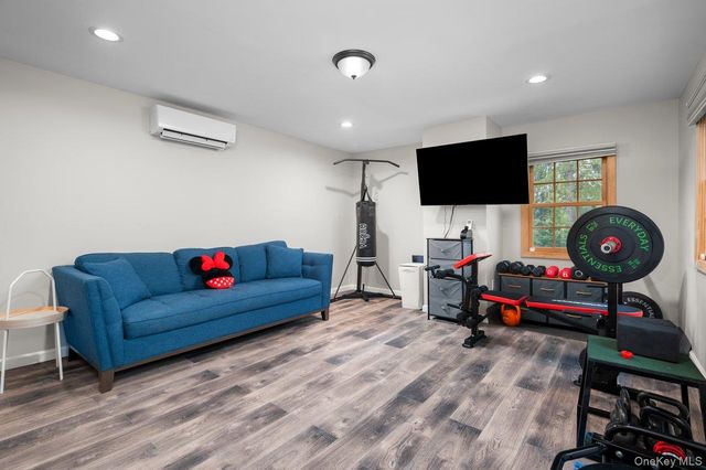 18 Congers Road, Congers, NY 10920