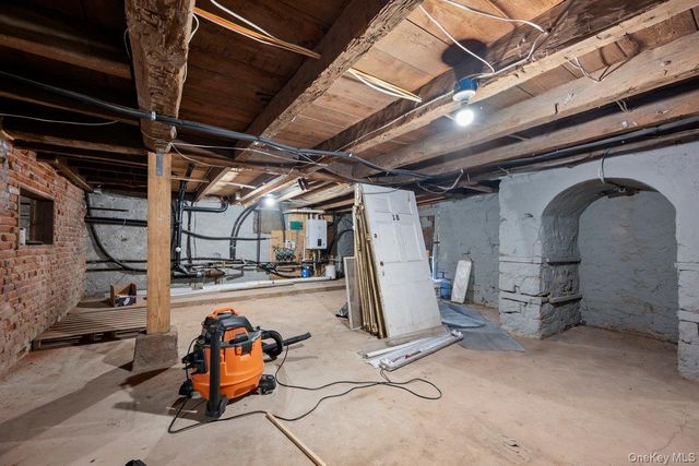 18 Congers Road, Congers, NY 10920