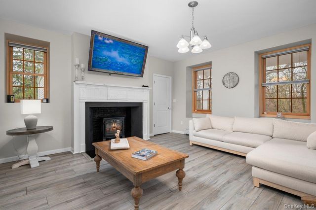 18 Congers Road, Congers, NY 10920