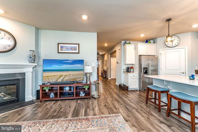 36 WALTON WAY, Delanco, NJ 08075