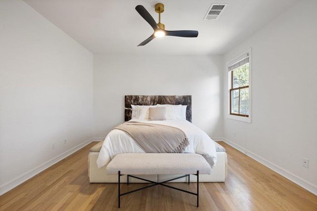 2009 Winsted LN B, Austin, TX 78703