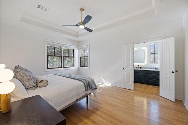 2009 Winsted LN B, Austin, TX 78703