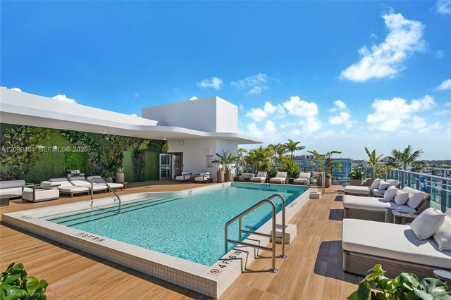 9901 W Bay Harbor Drive 303, Bay Harbor Islands, FL 33154