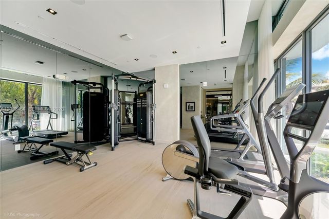 9901 W Bay Harbor Drive 303, Bay Harbor Islands, FL 33154