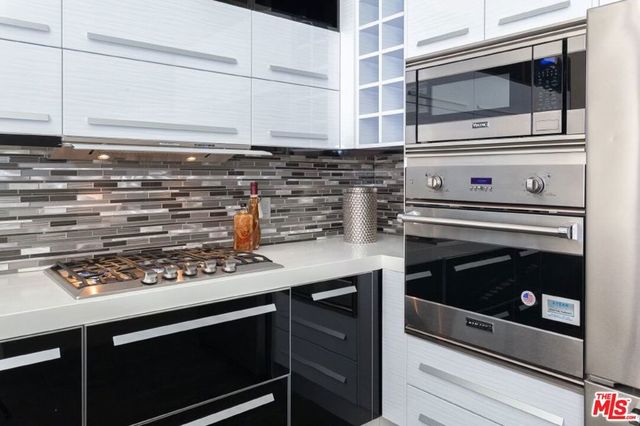 1217 HORN Avenue 104, West Hollywood, CA 90069