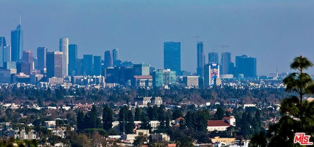 1217 HORN Avenue 104, West Hollywood, CA 90069