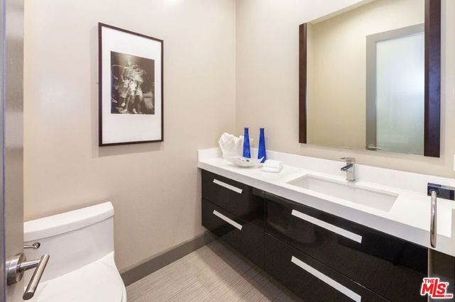 1217 HORN Avenue 104, West Hollywood, CA 90069