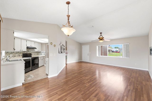 10374 Timbercrest Road, Spring Hill, FL 34608
