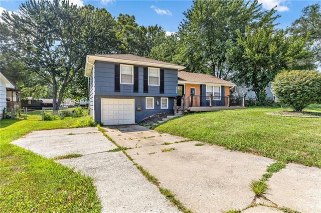5204 S Delaware Avenue, Independence, MO 64055