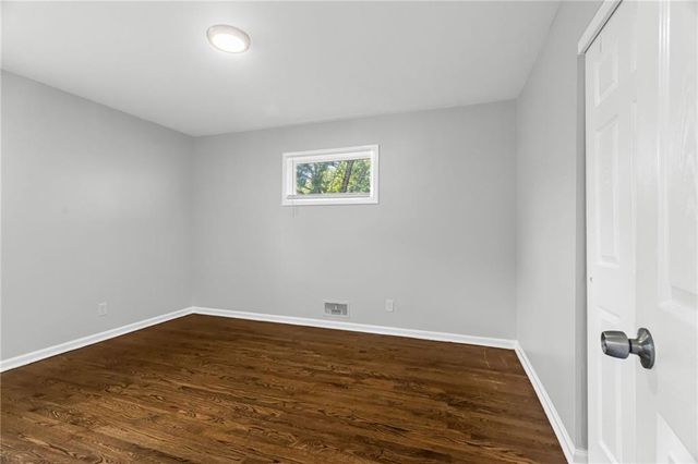 5204 S Delaware Avenue, Independence, MO 64055