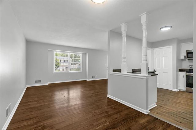 5204 S Delaware Avenue, Independence, MO 64055