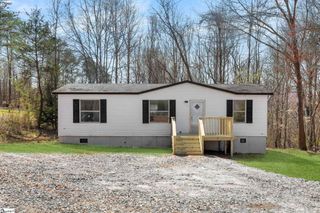 1 Blackberry Valley Road, Greenville, SC 29617