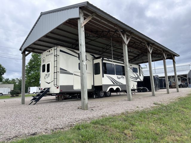 885 River Front Dr, Clifton, TN 38425