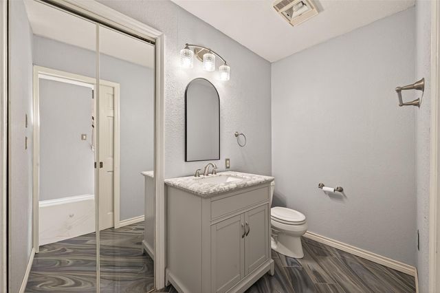 2239 Parkdale Drive, Houston, TX 77339