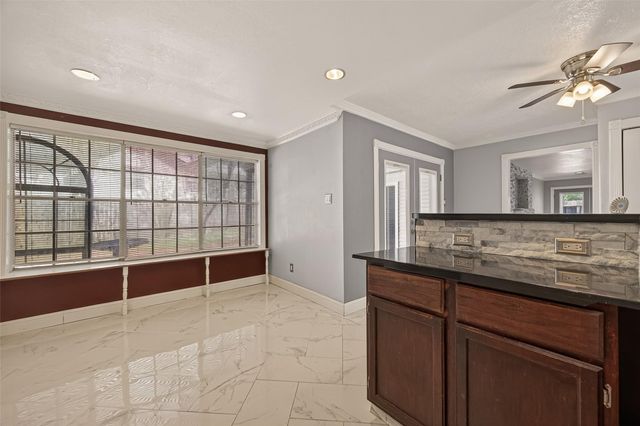 2239 Parkdale Drive, Houston, TX 77339