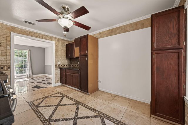 2239 Parkdale Drive, Houston, TX 77339