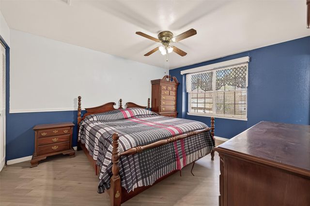 2239 Parkdale Drive, Houston, TX 77339