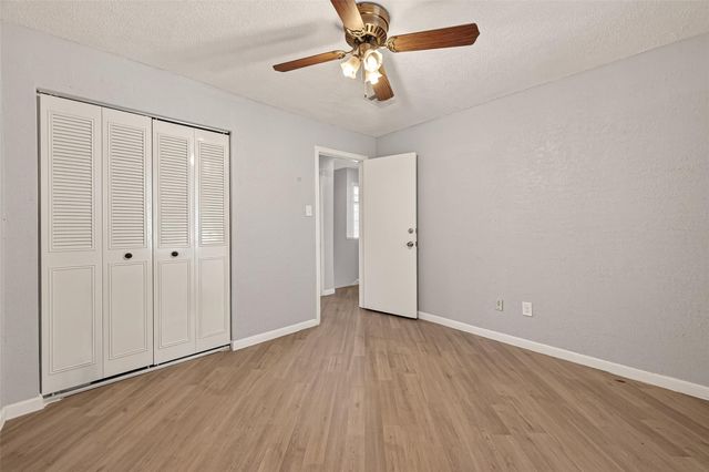 2239 Parkdale Drive, Houston, TX 77339