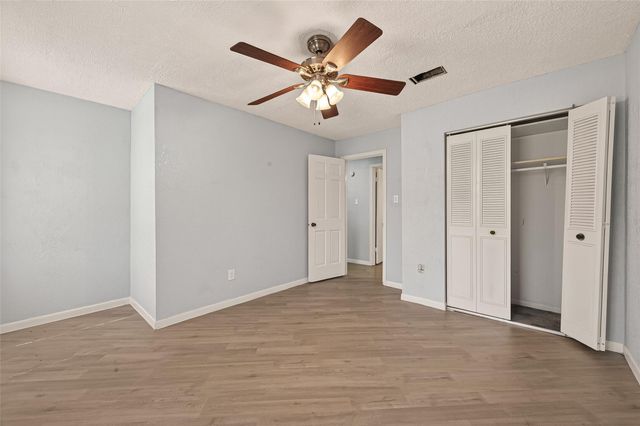 2239 Parkdale Drive, Houston, TX 77339