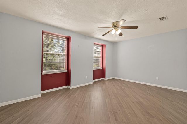 2239 Parkdale Drive, Houston, TX 77339