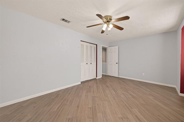 2239 Parkdale Drive, Houston, TX 77339