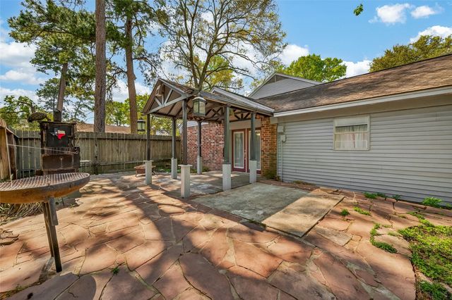 2239 Parkdale Drive, Houston, TX 77339