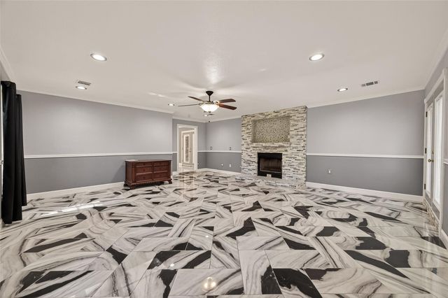 2239 Parkdale Drive, Houston, TX 77339