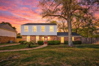 2239 Parkdale Drive, Houston, TX 77339