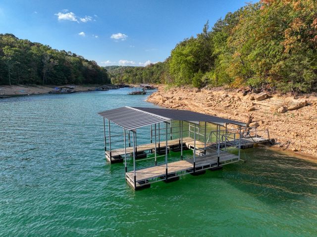 1357 Highland Park Drive, Eureka Springs, AR 72631