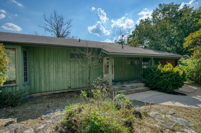 1357 Highland Park Drive, Eureka Springs, AR 72631