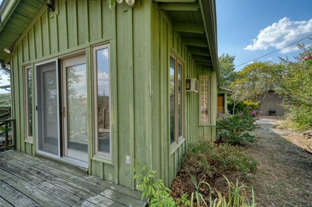 1357 Highland Park Drive, Eureka Springs, AR 72631