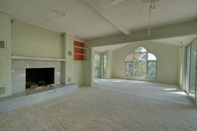 1357 Highland Park Drive, Eureka Springs, AR 72631