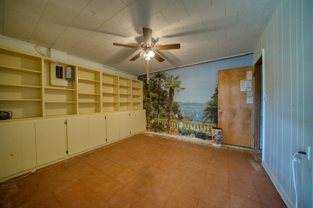 1357 Highland Park Drive, Eureka Springs, AR 72631