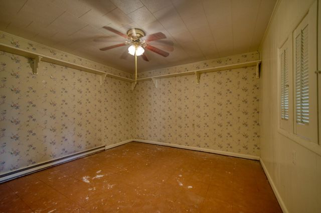 1357 Highland Park Drive, Eureka Springs, AR 72631