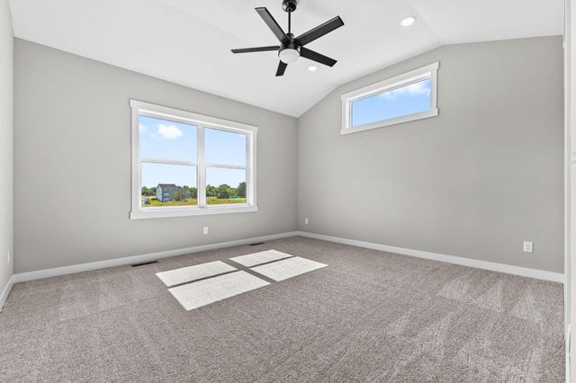 871 206th Avenue NW, Oak Grove, MN 55011