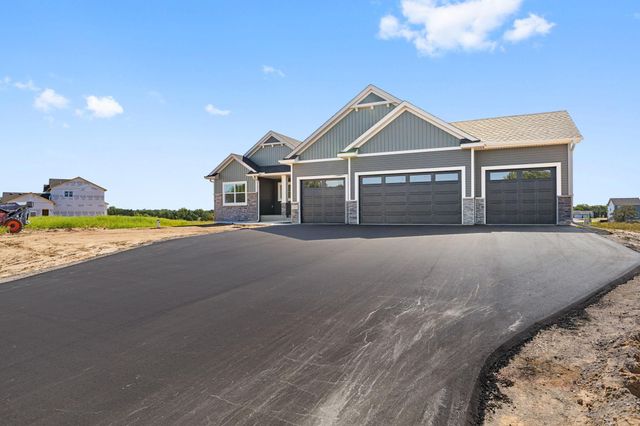 871 206th Avenue NW, Oak Grove, MN 55011