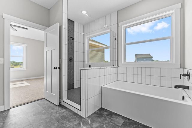 871 206th Avenue NW, Oak Grove, MN 55011