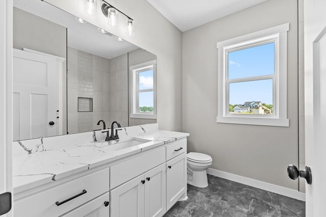 871 206th Avenue NW, Oak Grove, MN 55011