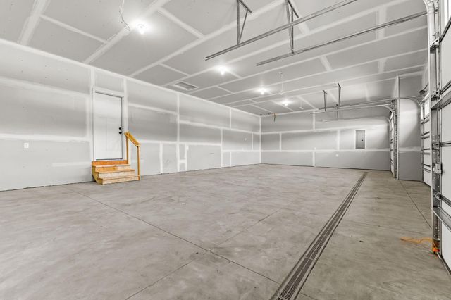 871 206th Avenue NW, Oak Grove, MN 55011