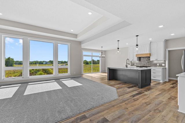 871 206th Avenue NW, Oak Grove, MN 55011