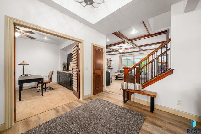 6304 S Callington Cir Circle, Sioux Falls, SD 57108