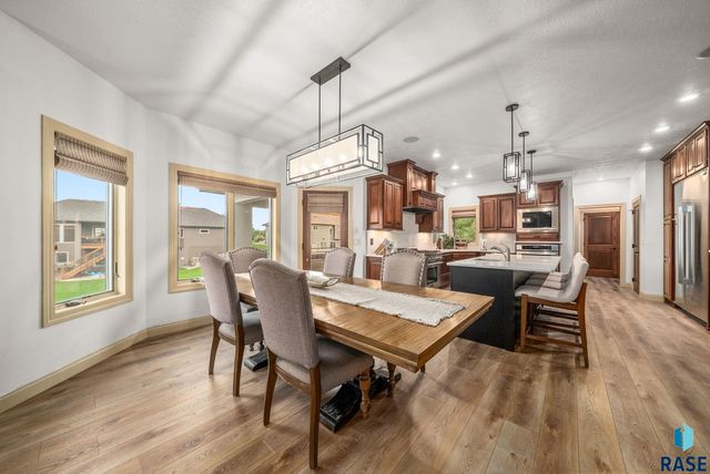 6304 S Callington Cir Circle, Sioux Falls, SD 57108